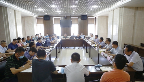 集團召開總部機關(guān)行政聯(lián)席會(圖1)