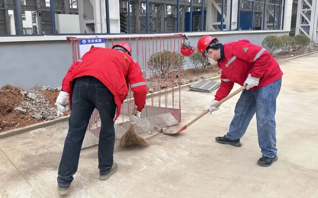 化機公司開展學雷鋒志愿服務(wù)活動(圖2) 圖片